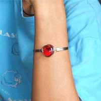�o���O���E�A���p�J�V���o�[�E�T�[�N���O���X