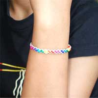 ミサンガ・カラフルビーズ